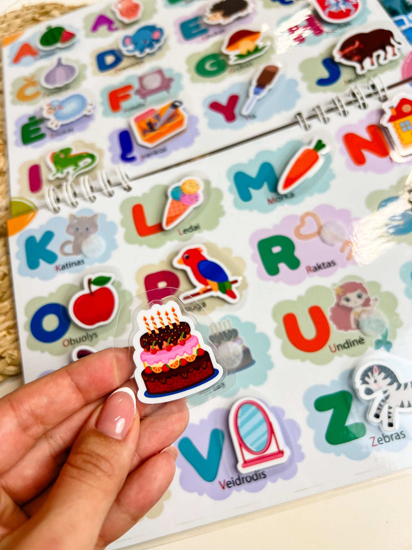 "Abėcėlė" lavinamoji knygelė