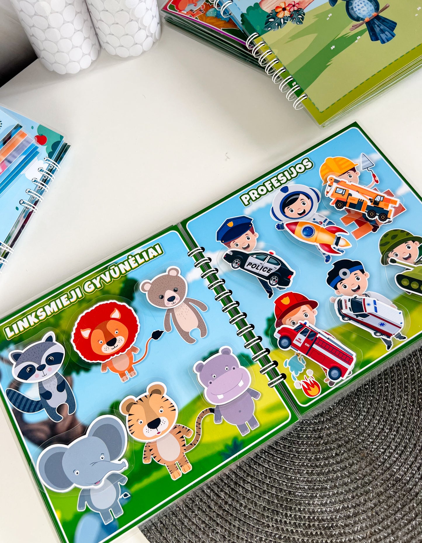 "Mano pirmosios užduotėlės" lavinamoji knygelė